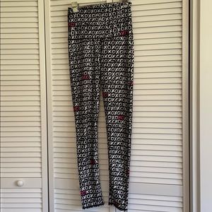 Emily Hsu high waisted love leggings ❤️